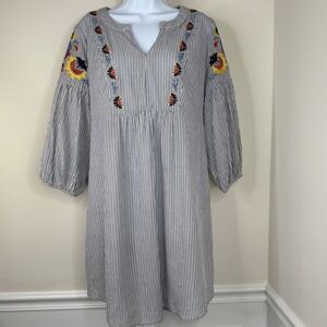Knox Rose Dress Women's Medium Blue‎ Striped Embroidered Above Knee Boho Casual